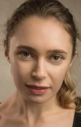 Лиззи Эннис