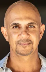 Энтони Азизи