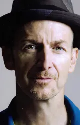 Денис О’Хэр