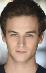 Брэндон Флинн