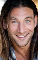 Зак Макгоуэн