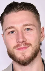 Эстон Маколи