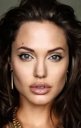 Анджелина Джоли