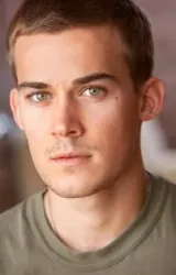 Джош Салатин