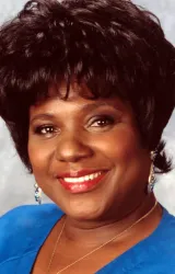 Делорес Холл